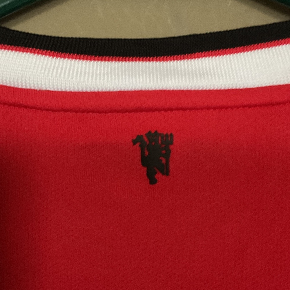 Authentic Nike Red Manchester United Jersey 2014/2015 home football shirt - Picture 7 of 7